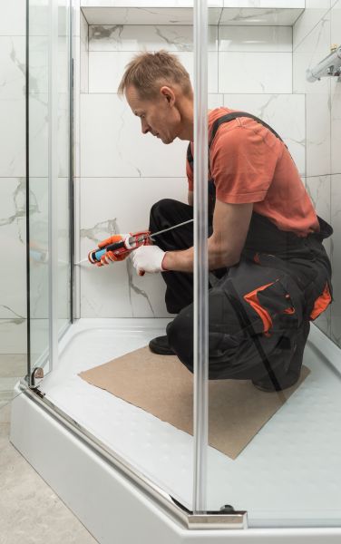 Shower Caulking Repair in Lawton