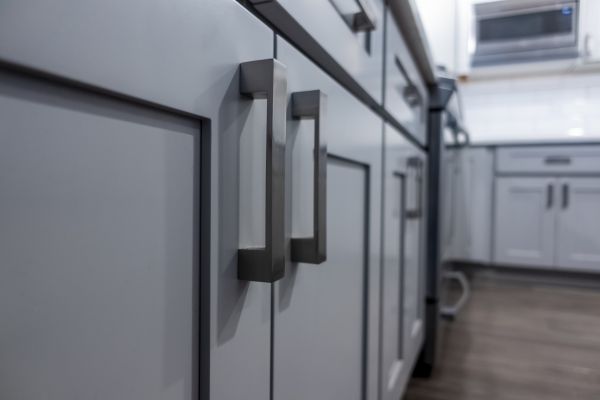 Hardware Mounting in Lawton