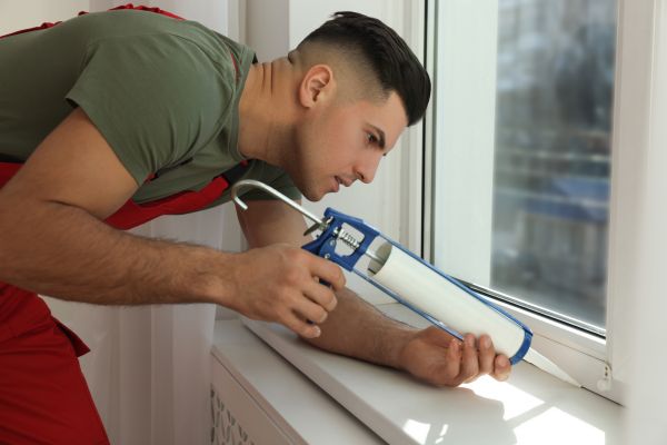 Window Caulking Repair in Lawton