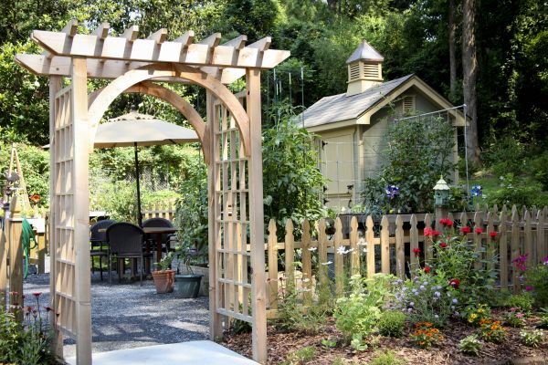 Trellis Mounting in Lawton